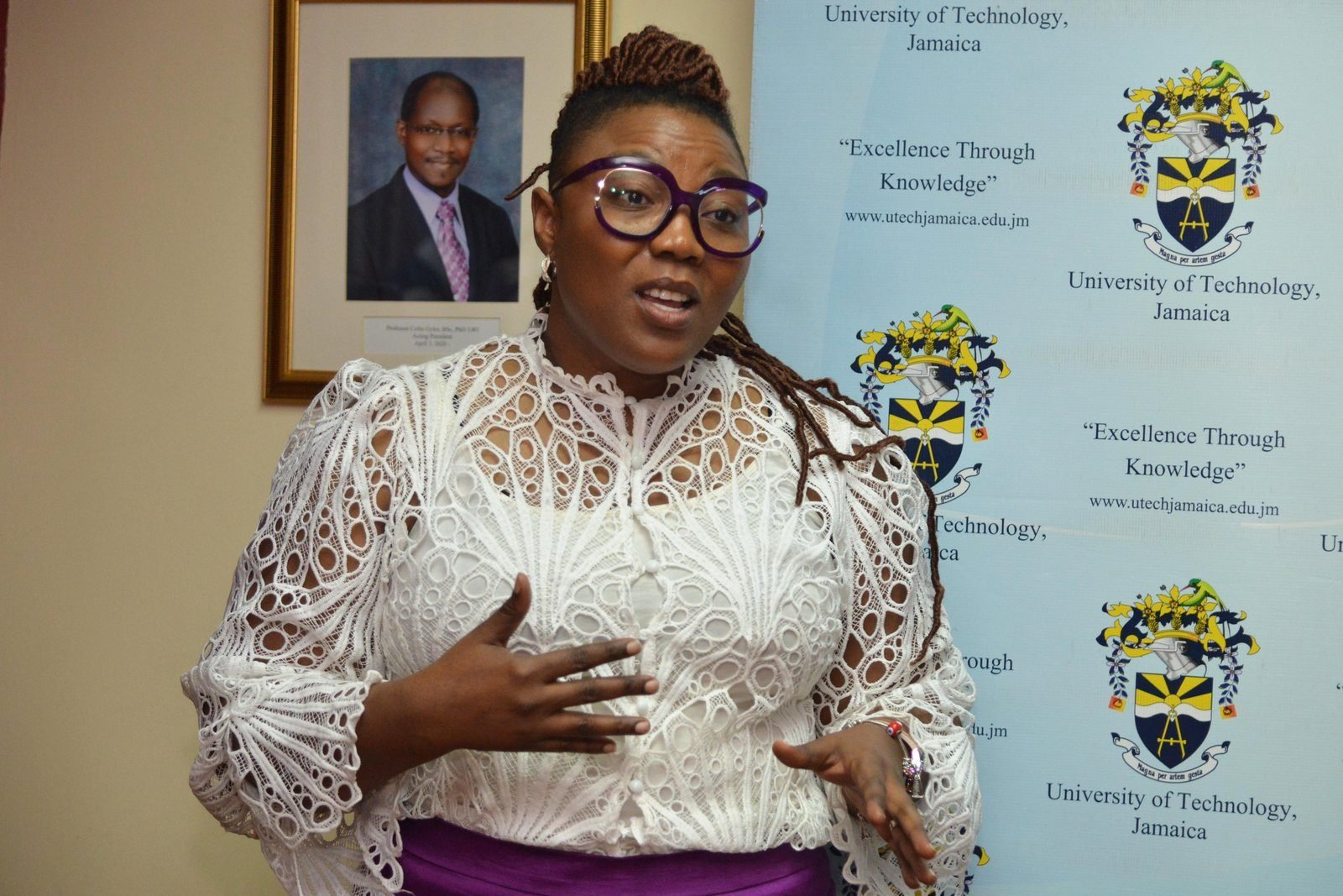 Dr. Foster speaking at the University of Technology, Jamaica